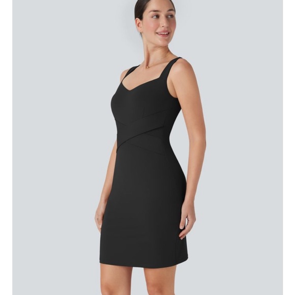 HALARA Dresses & Skirts - Halara Body Con Dress -Classic Black Sheath Dress with Sculpted Waist